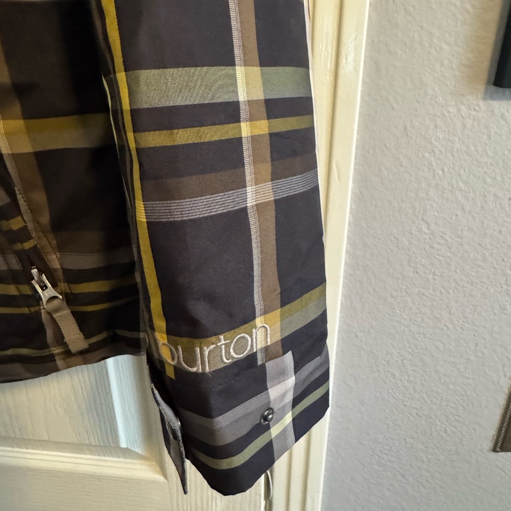 Burton Women Ski/Snowboarding Jacket - Black and Yellow - Picture 6 of 7